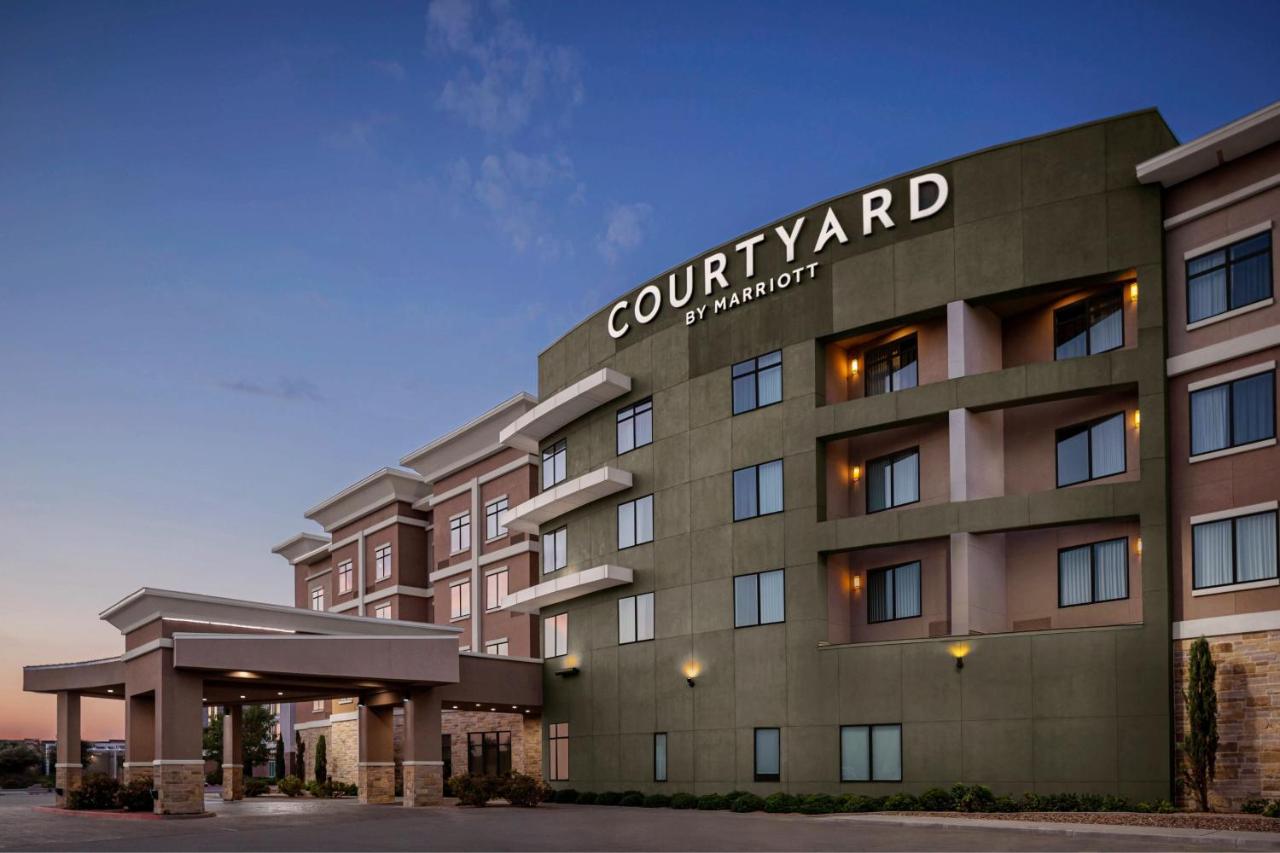 | Courtyard by Marriott San Angelo