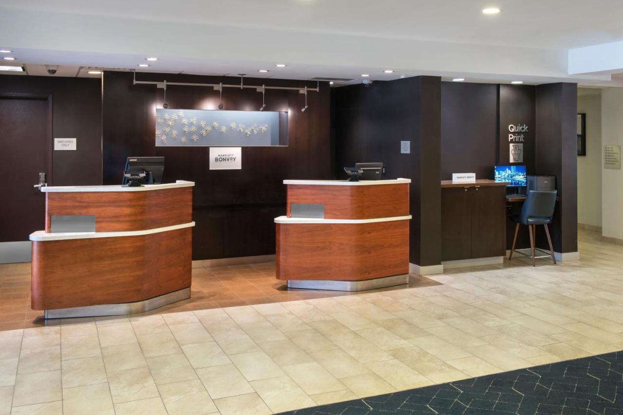 | Courtyard by Marriott Philadelphia Plymouth Meeting