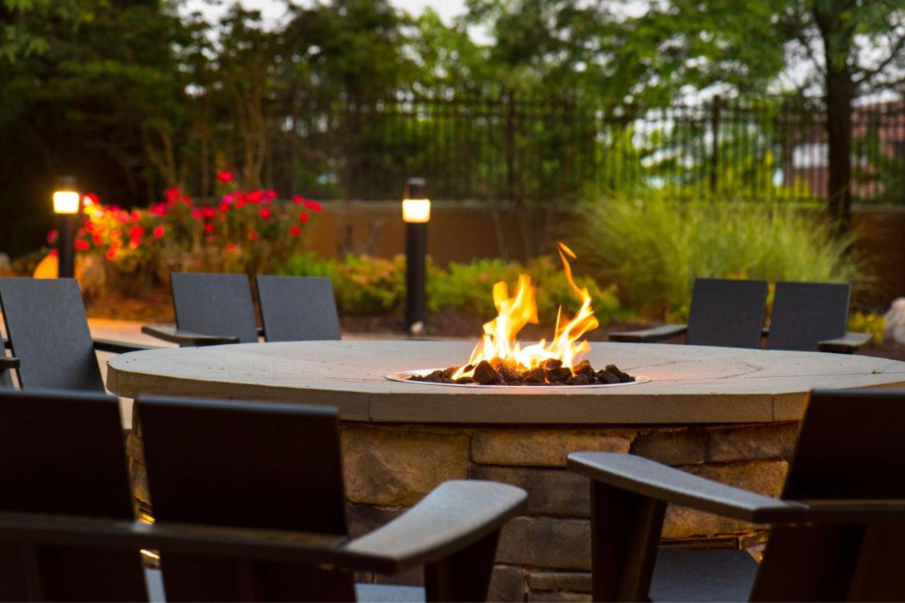 | Courtyard by Marriott Philadelphia Plymouth Meeting