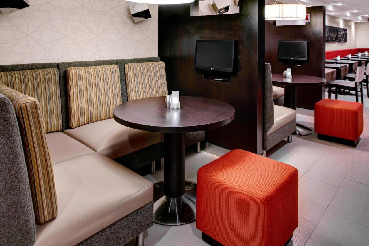 | Courtyard by Marriott Columbus Downtown
