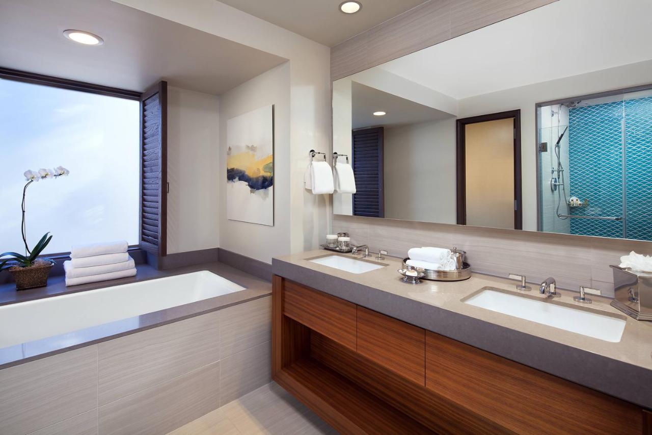 Deluxe Casita Suite, 1 Bedroom Suite, 1 King, Sofa bed at The Phoenician, a Luxury Collection Resort, Scottsdale