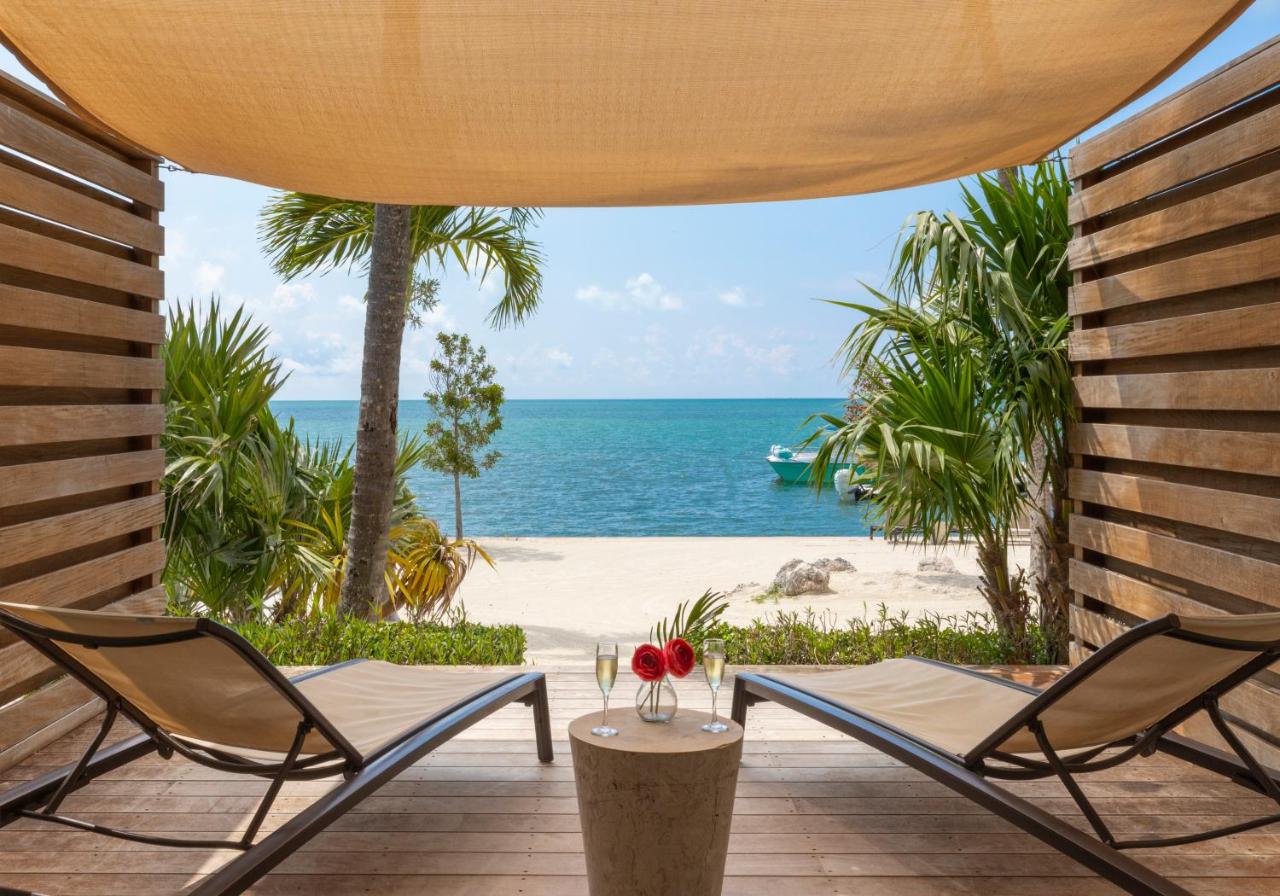 King Room with Sea View at Amara Cay Resort