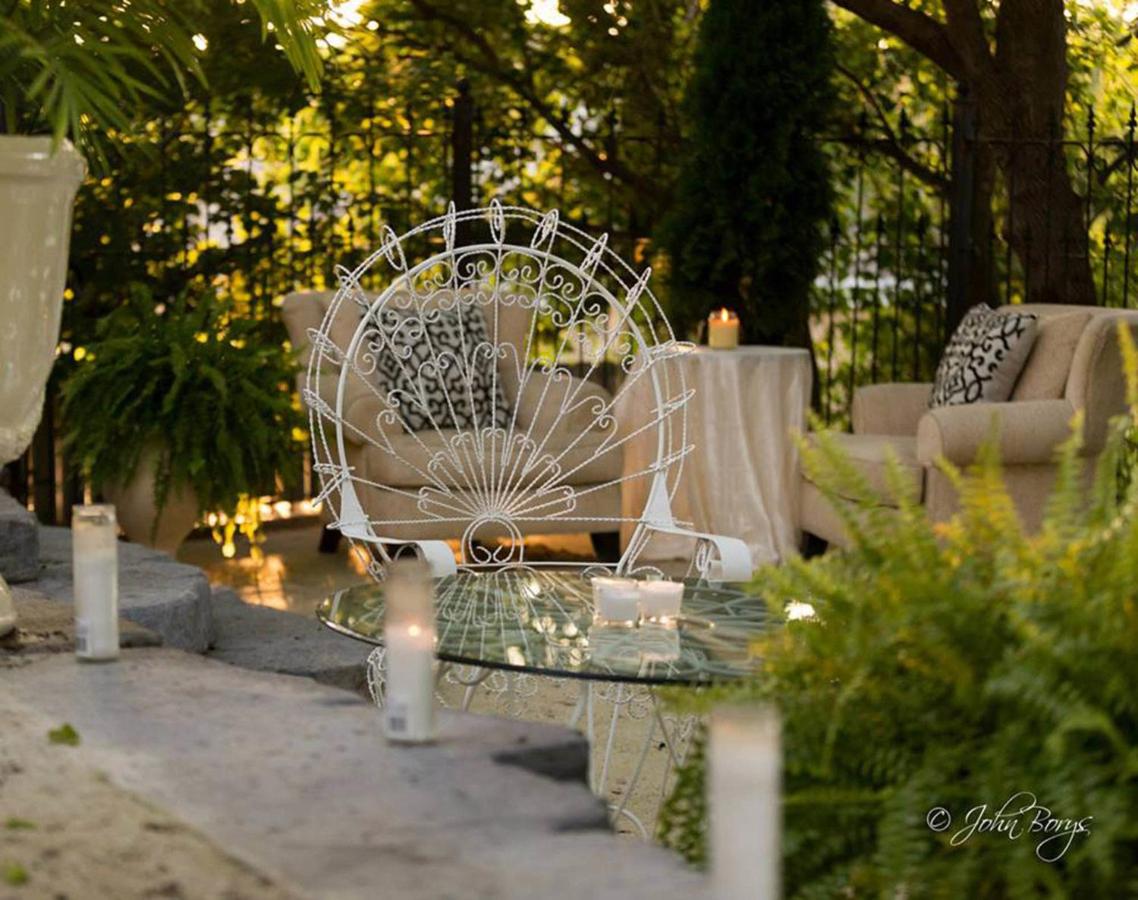  | Maxwell Mansion Hotel