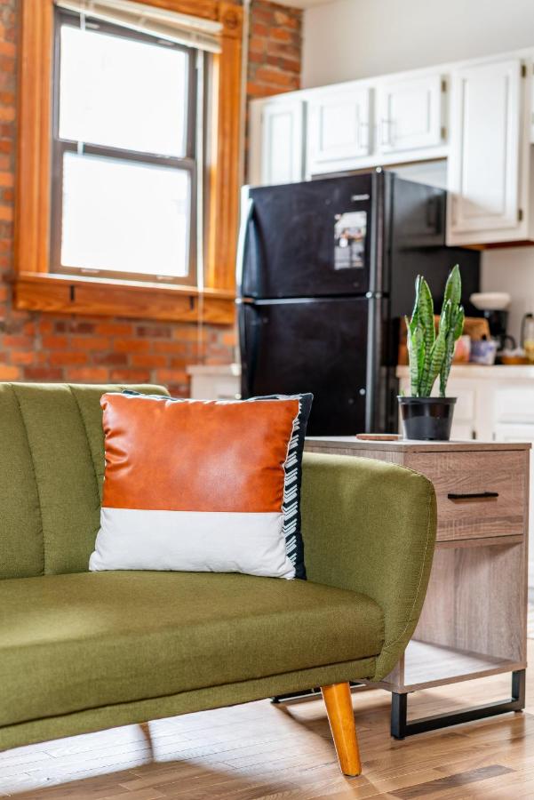  | King Bed Right On High St Free Parking Short North Downtown Ohio State The Book Loft