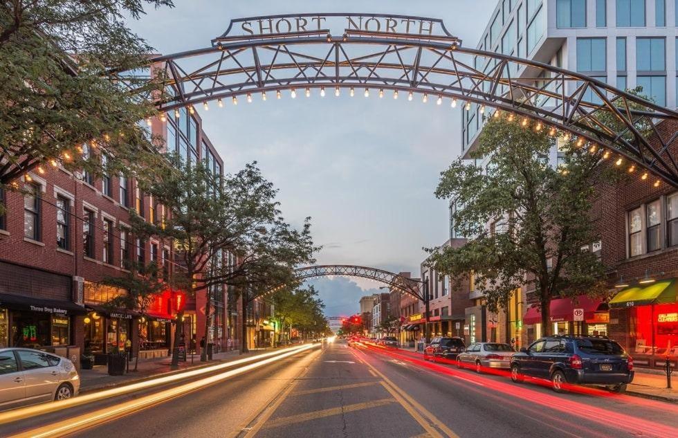  | King Bed Right On High St Free Parking Short North Downtown Ohio State The Book Loft