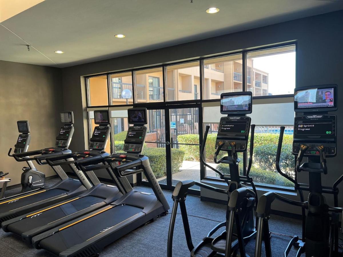 | Courtyard by Marriott Dallas Northwest