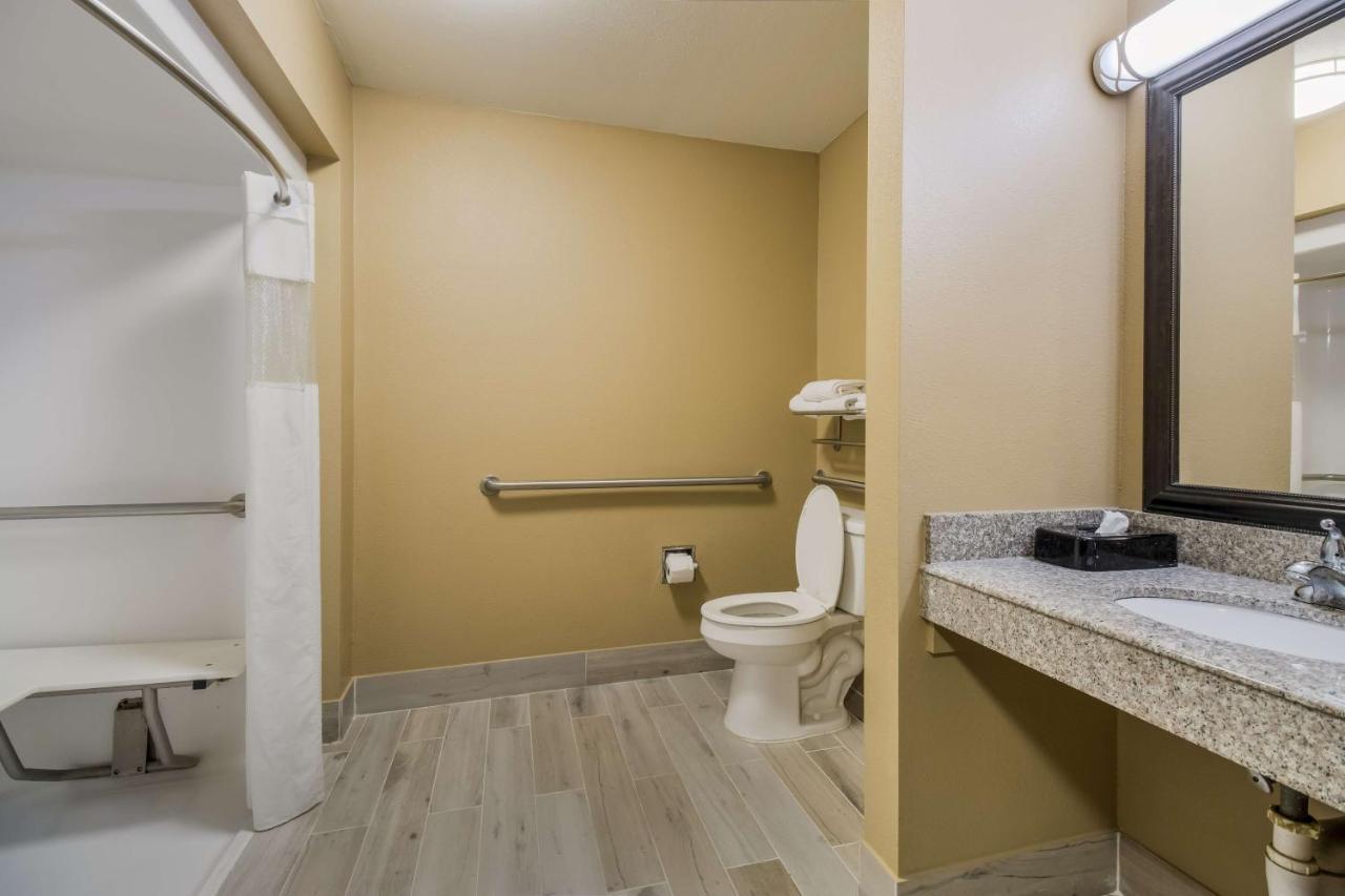  | Best Western Temple Inn & Suites