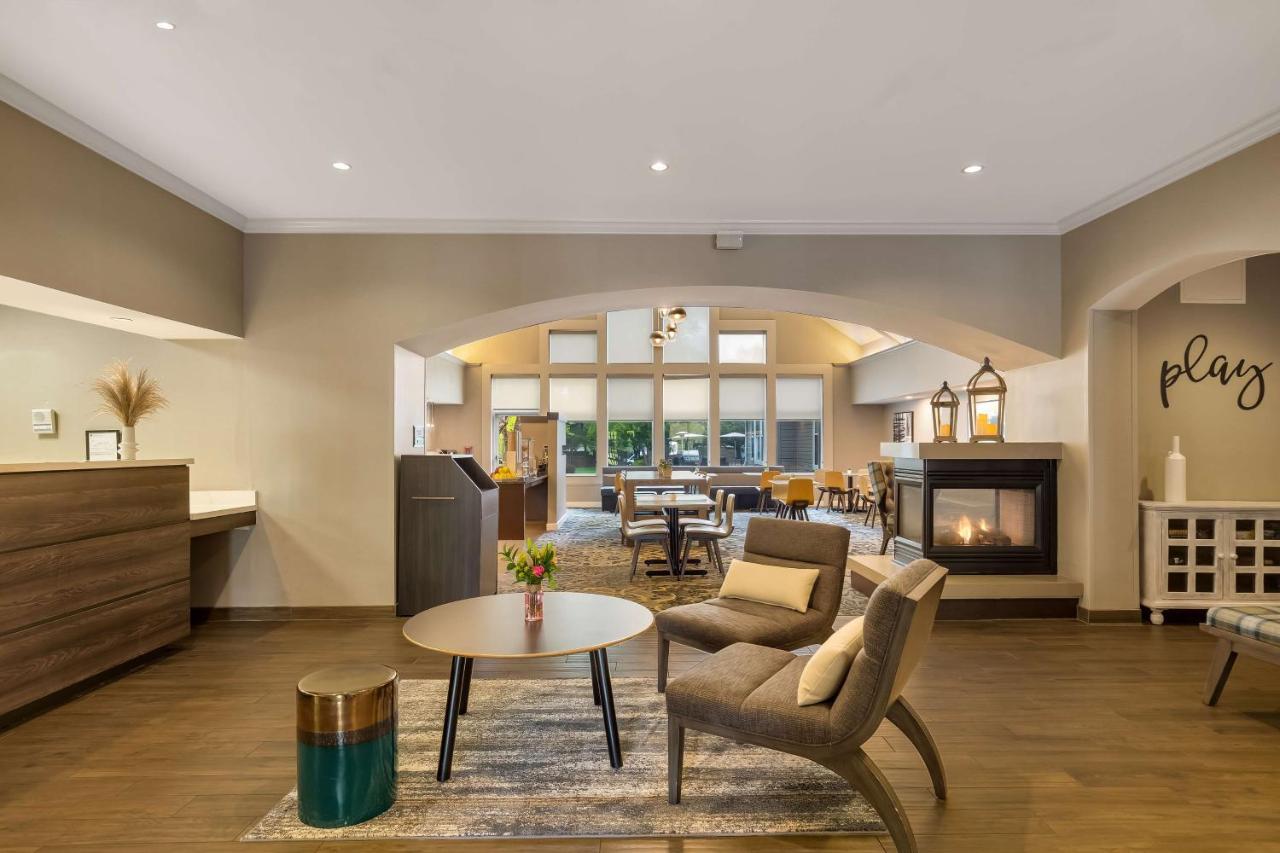 Studio Suite Queen at Sonesta ES Suites Parsippany Morris Plains