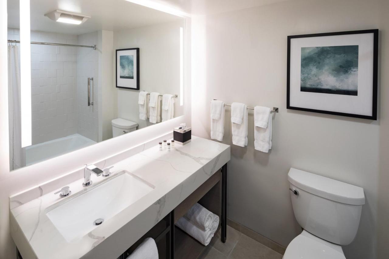 Double Room with 2 Double Beds at Portland Sheraton at Sable Oaks