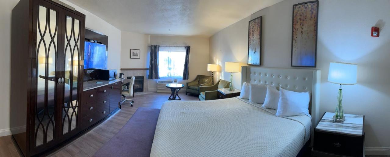  | Rocklin Park Hotel