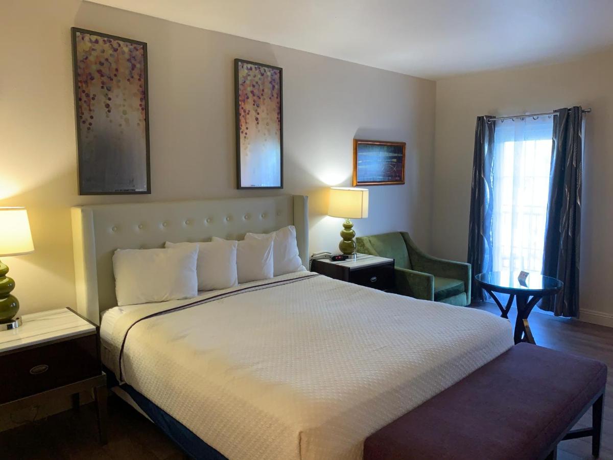  | Rocklin Park Hotel