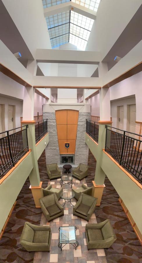  | Rocklin Park Hotel