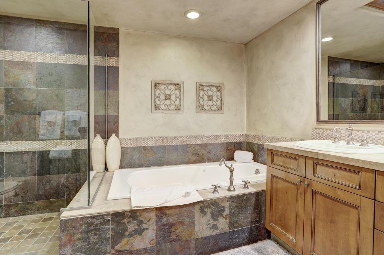 Two-Bedroom Apartment - Settler's Lodge at Bachelor Gulch Village by Vail Resorts