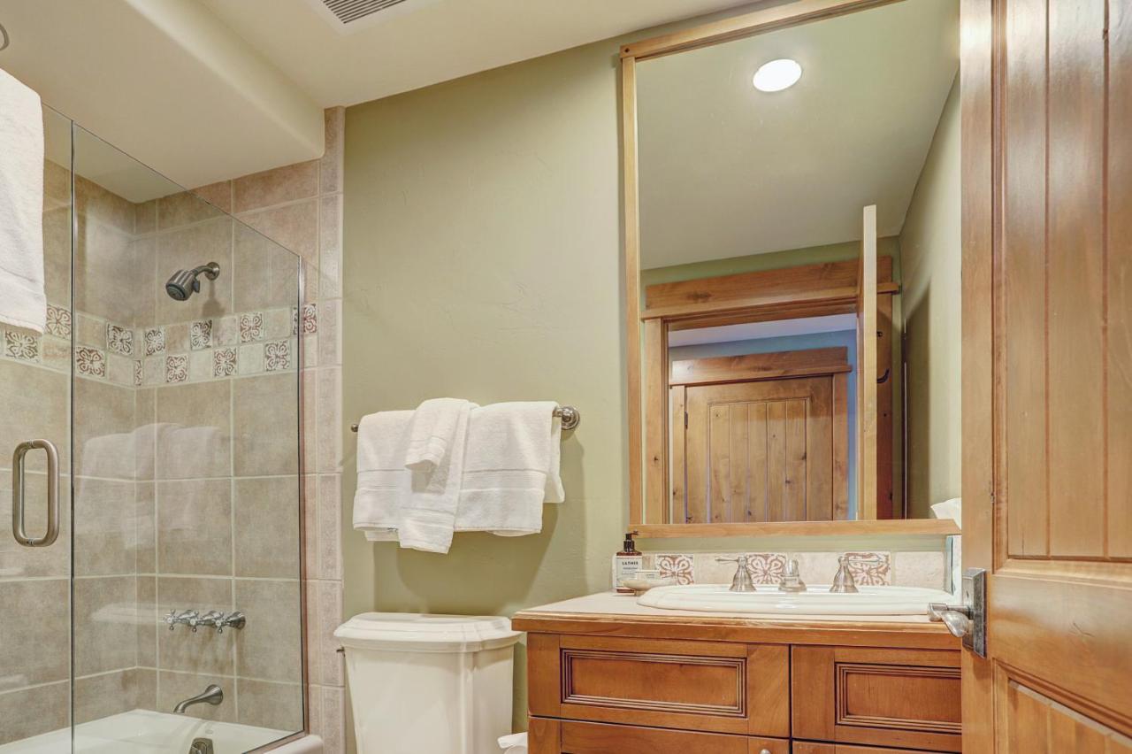 Two-Bedroom Apartment - Settler's Lodge at Bachelor Gulch Village by Vail Resorts