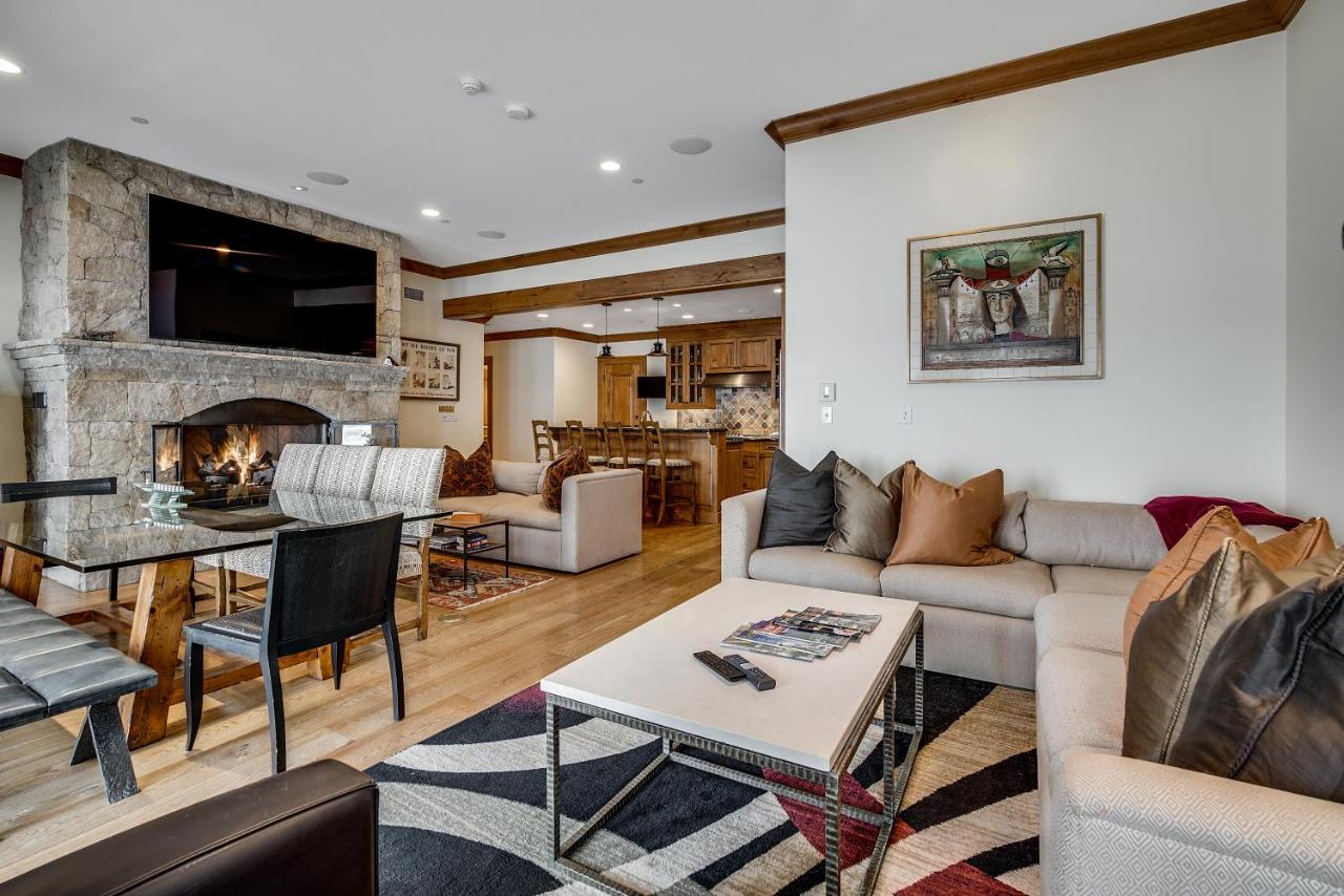 Bachelor Gulch Village
