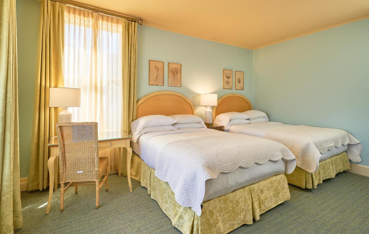 Double Room with Two Double Beds at Ashland Springs Hotel