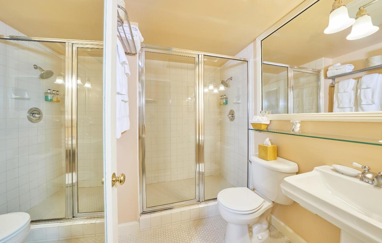 Economy Double Room at Ashland Springs Hotel
