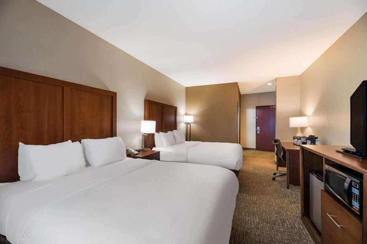 Queen Room with Two Queen Beds - Accessible/Non-Smoking at Comfort Inn & Suites Las Vegas - Nellis