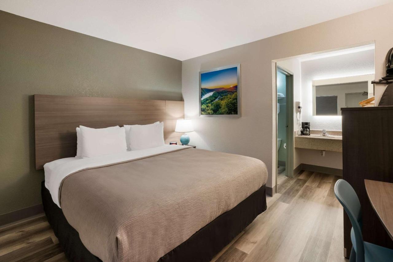  | Quality Inn