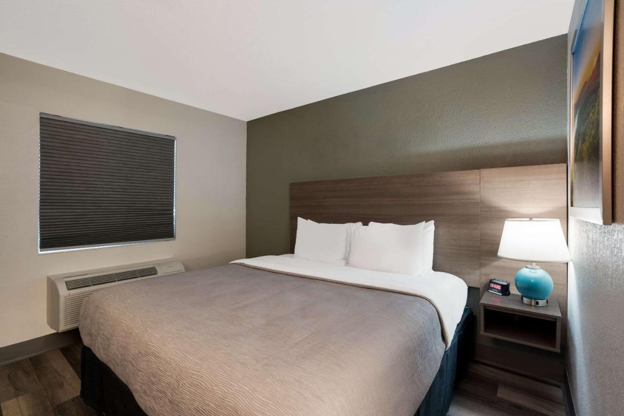  | Quality Inn