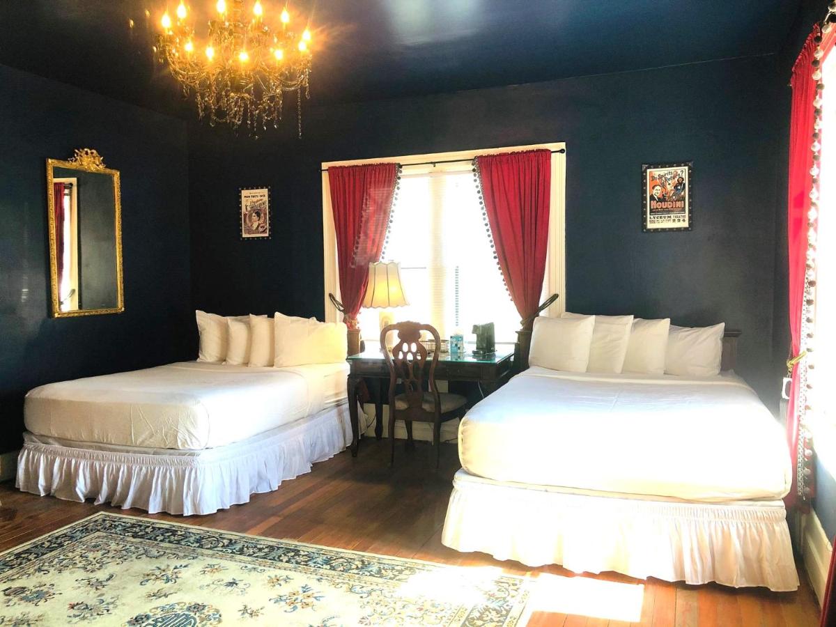  | Copper Queen Hotel