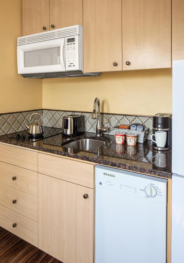 Suite at Park Lane Suites and Inn