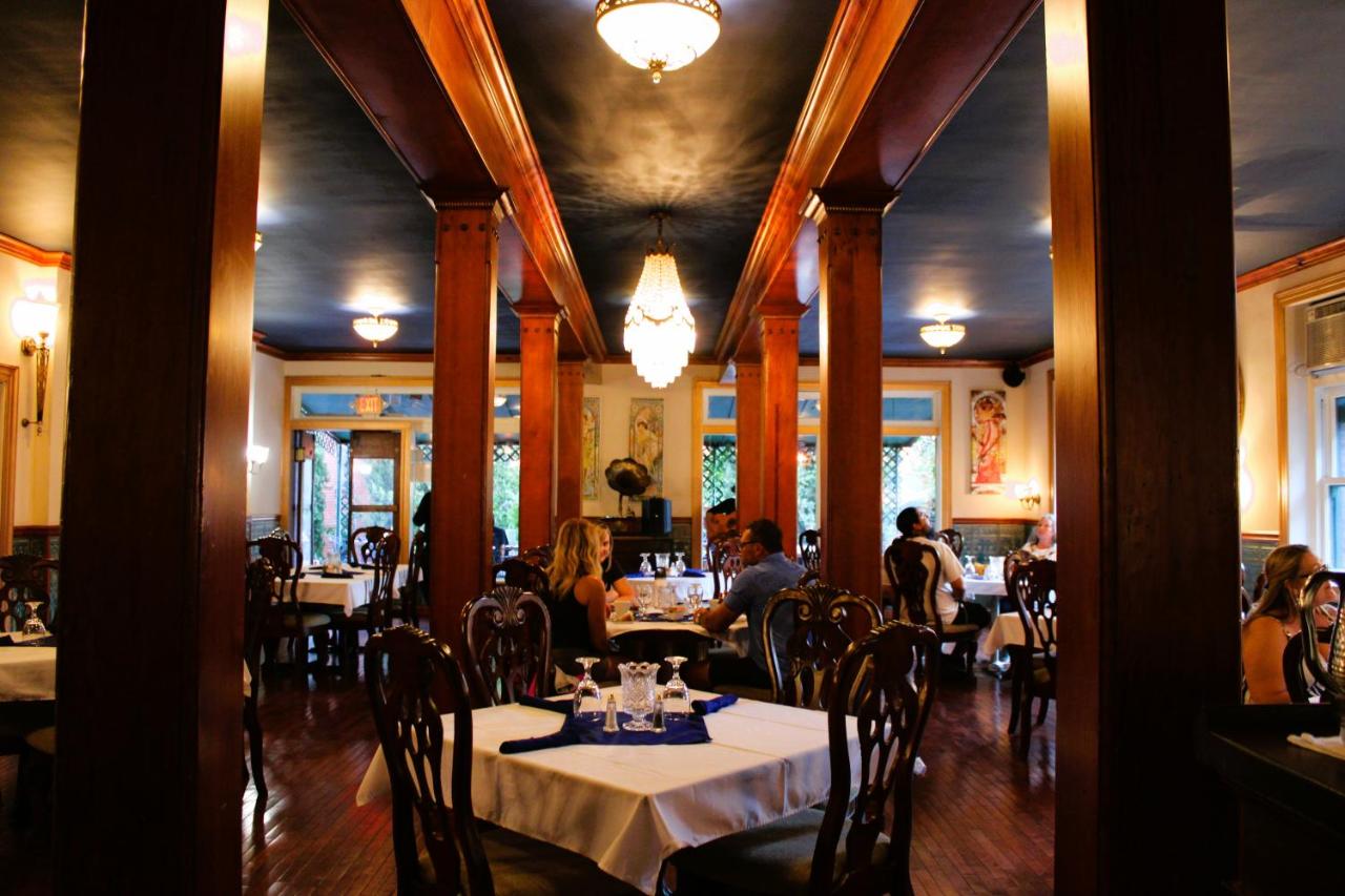| Copper Queen Hotel