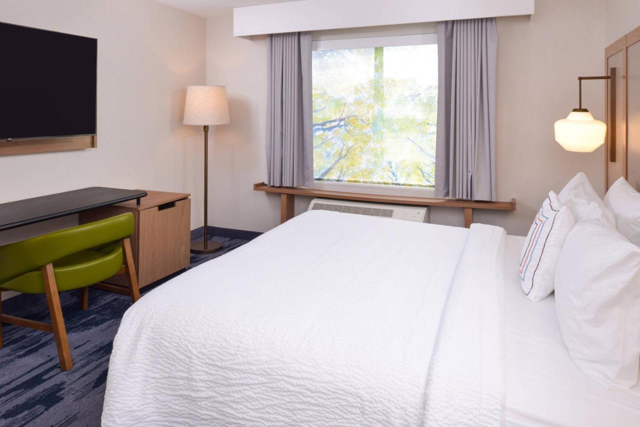 King Room at Fairfield Inn & Suites by Marriott Columbus Grove City
