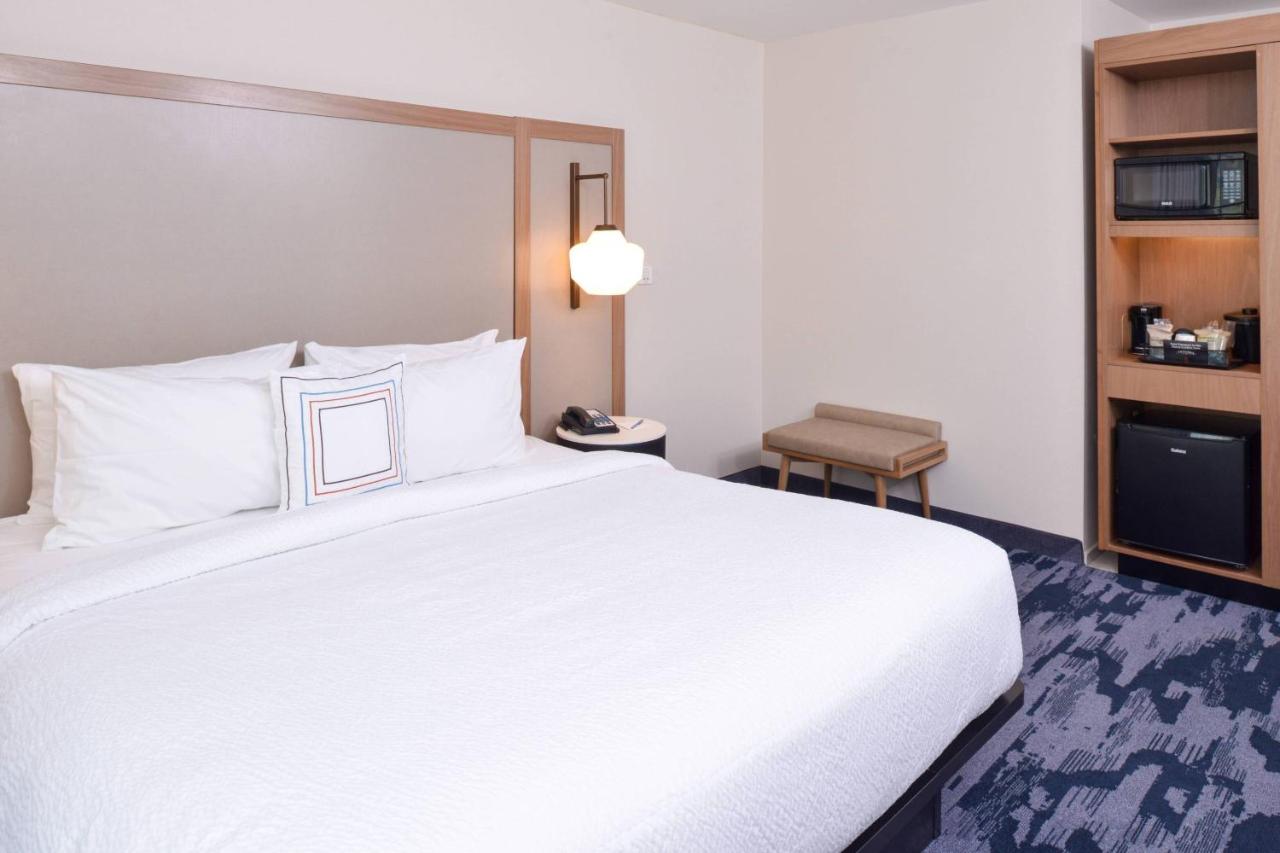 King Room at Fairfield Inn & Suites by Marriott Columbus Grove City