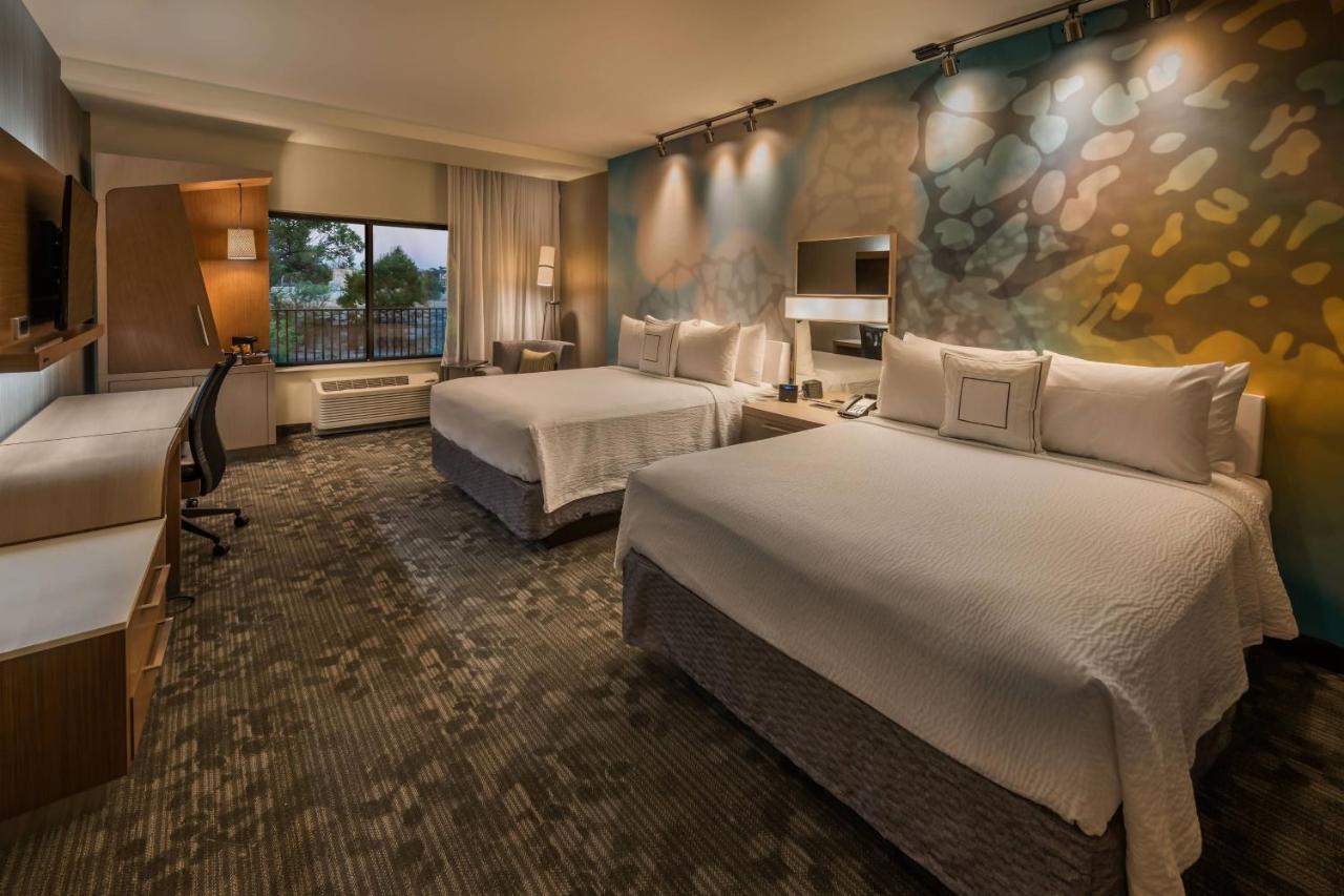 | Courtyard by Marriott Reno Downtown/Riverfront