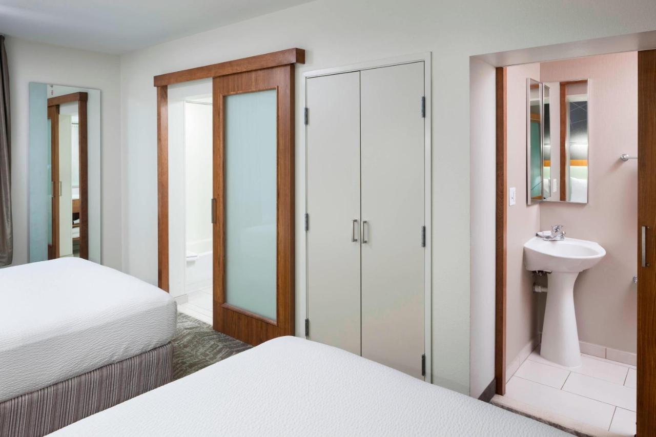 Queen Studio with Sofa Bed at SpringHill Suites by Marriott Salt Lake City Airport