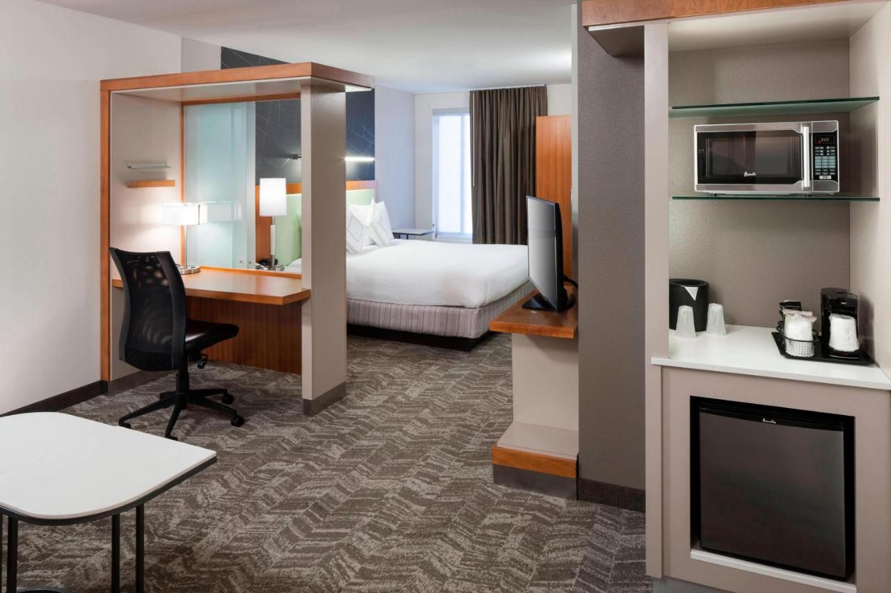 King Studio with Sofa Bed at SpringHill Suites by Marriott Salt Lake City Airport