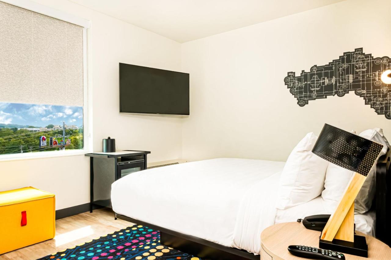 Aloft, Guest room, 1 King at Aloft by Marriott Knoxville West