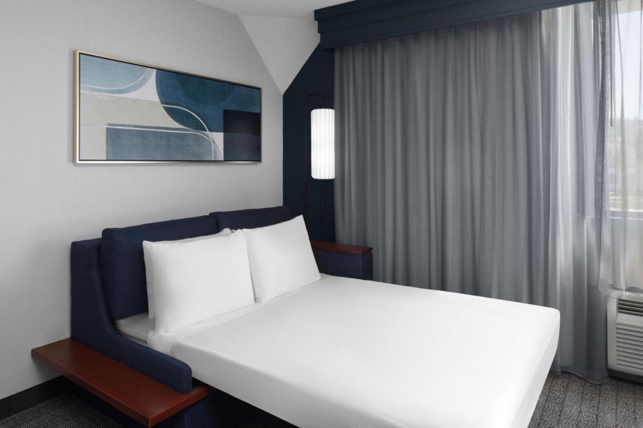 | Courtyard by Marriott San Diego Rancho Bernardo