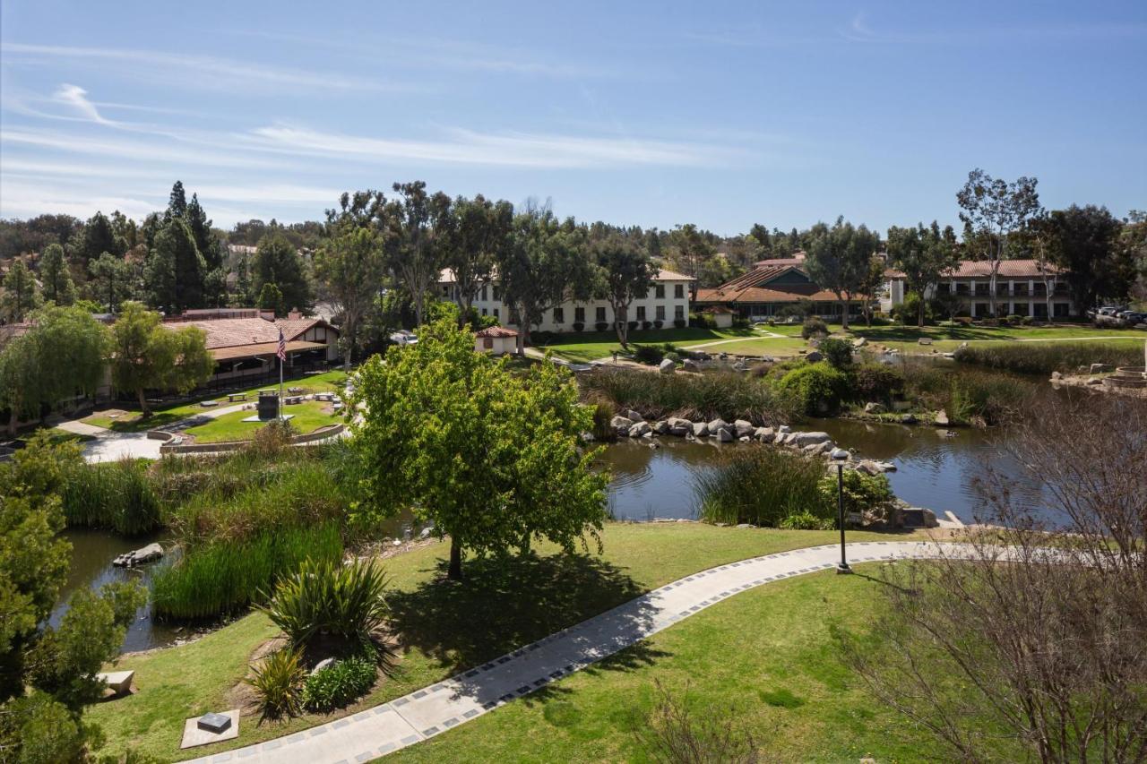 Executive King Suite with Sofa Bed at Courtyard by Marriott San Diego - Rancho Bernardo