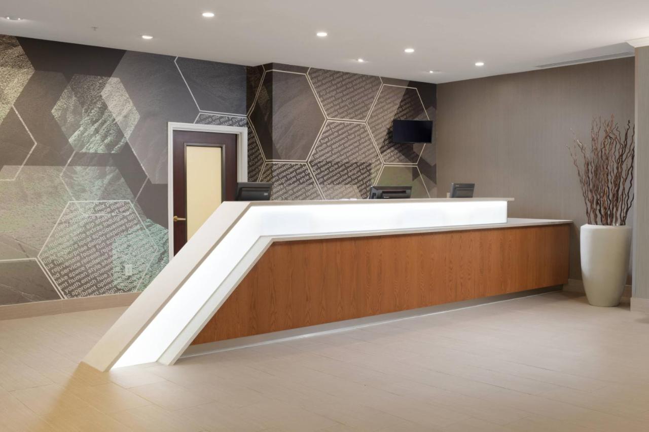 | SpringHill Suites Dallas Addison/Quorum Drive