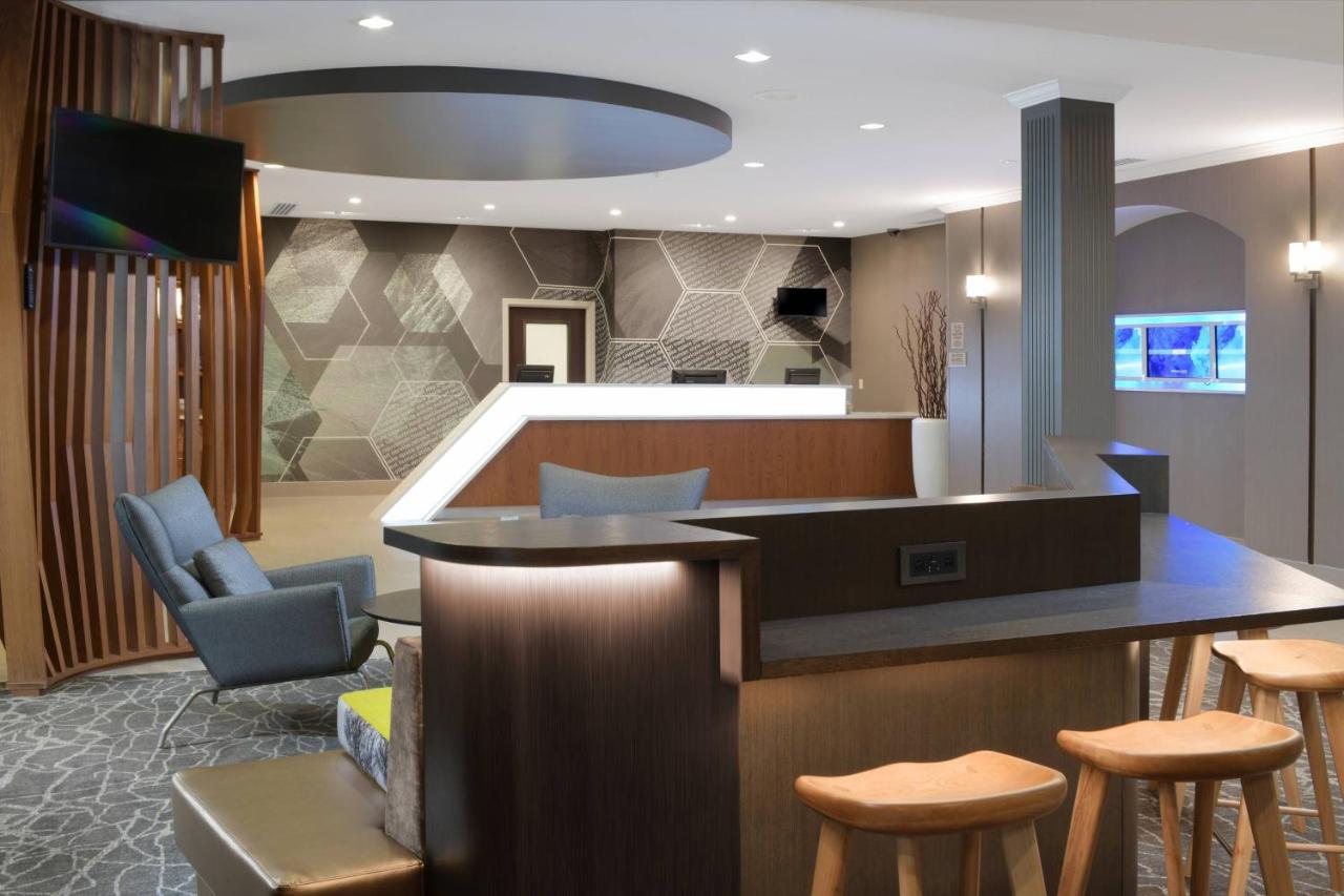 | SpringHill Suites Dallas Addison/Quorum Drive