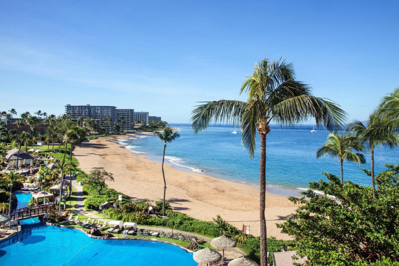 Ocean Front King Room at Sheraton Maui Resort & Spa