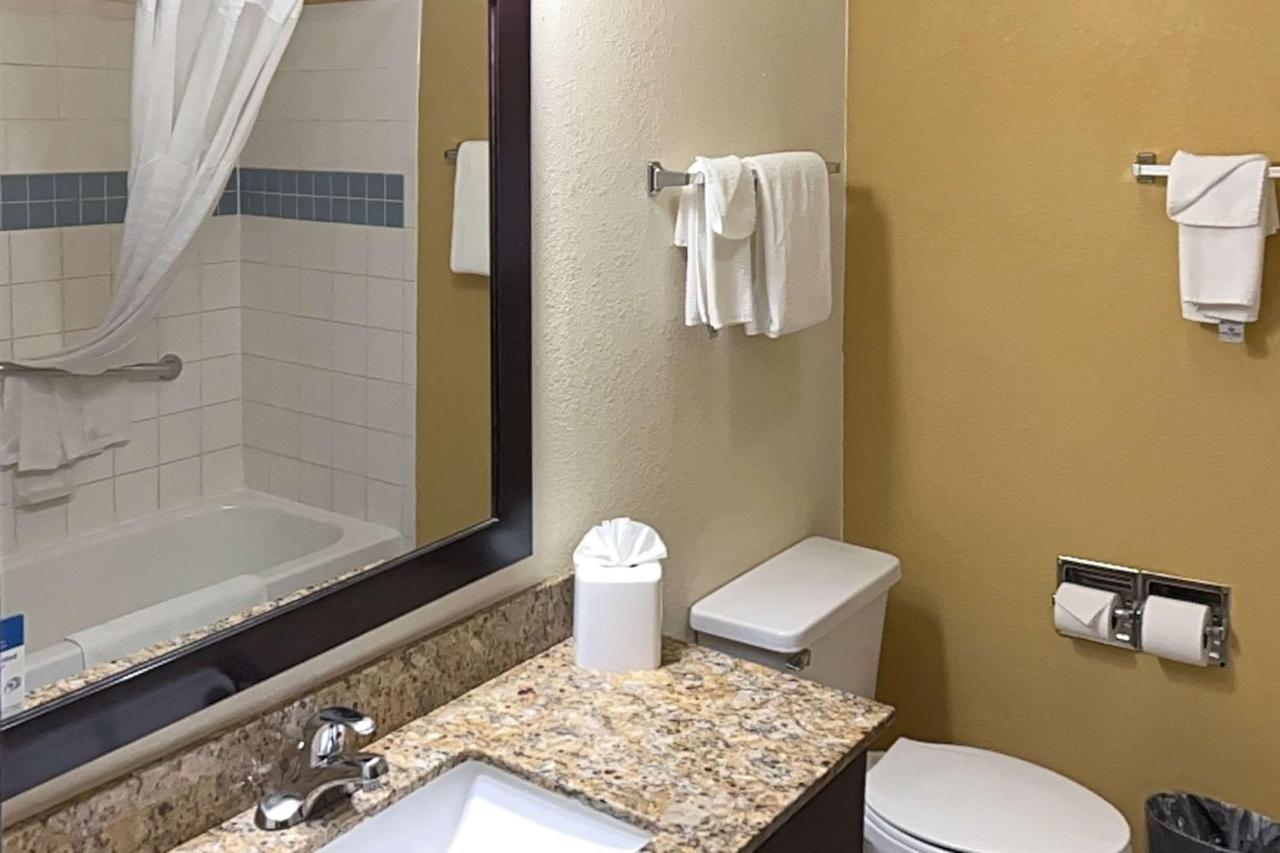 King Room - Non-Smoking at Quality Inn & Suites Farmington