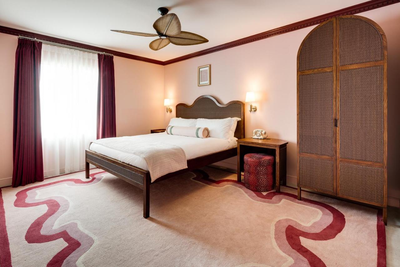 Deluxe King Room at Esmé Miami Beach