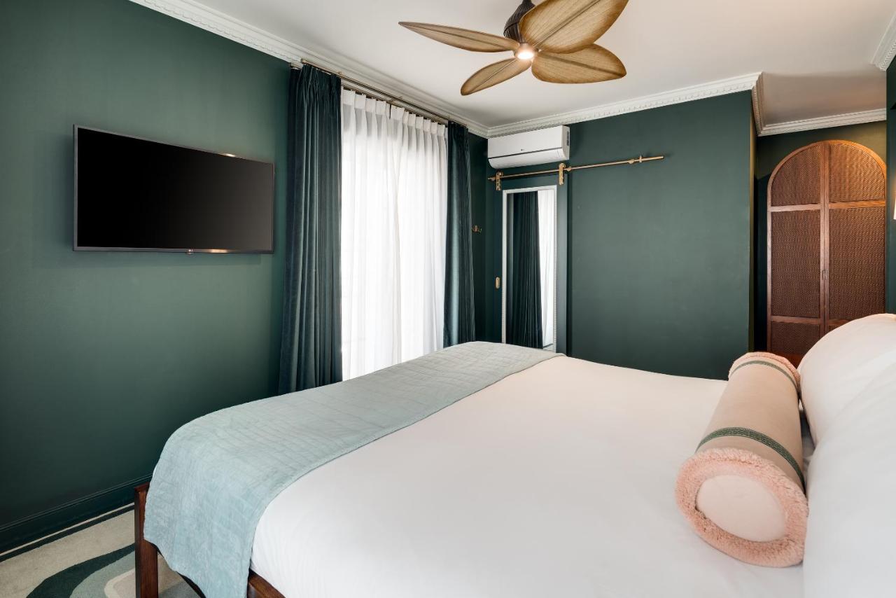 King Room with Balcony at Esmé Miami Beach