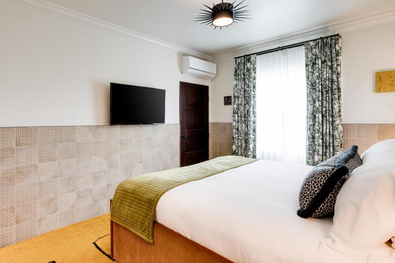 Superior King Suite at Esmé Miami Beach
