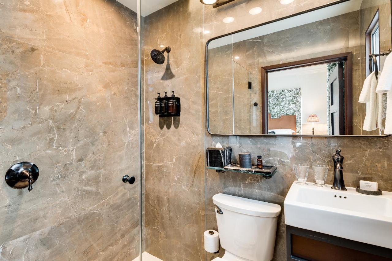 Superior King Suite at Esmé Miami Beach