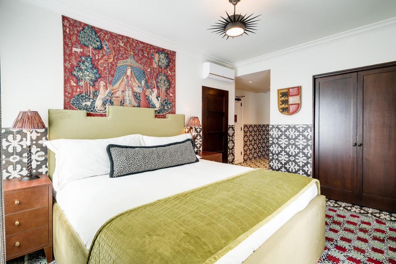 Deluxe King Suite at Esmé Miami Beach