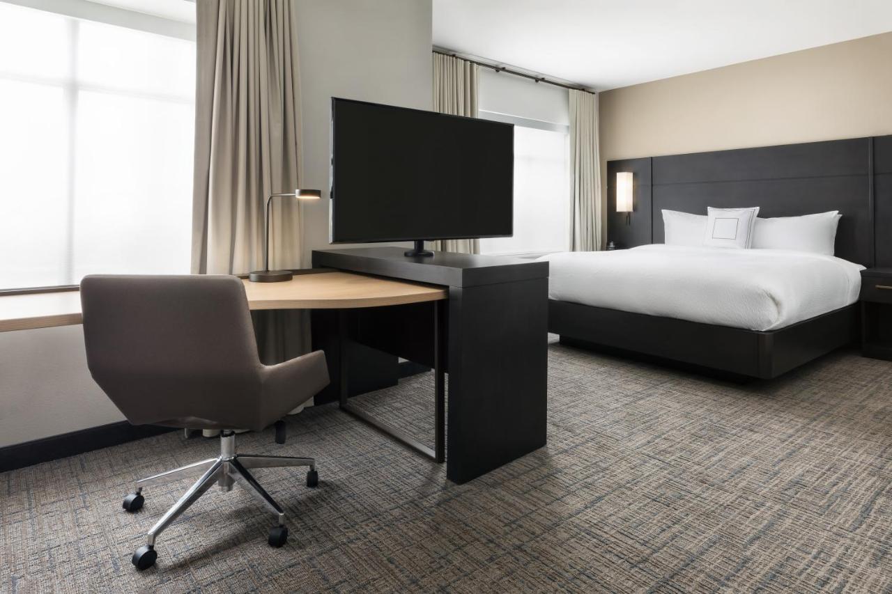 Studio, 1 King, Sofa bed at Residence Inn Long Island Garden City