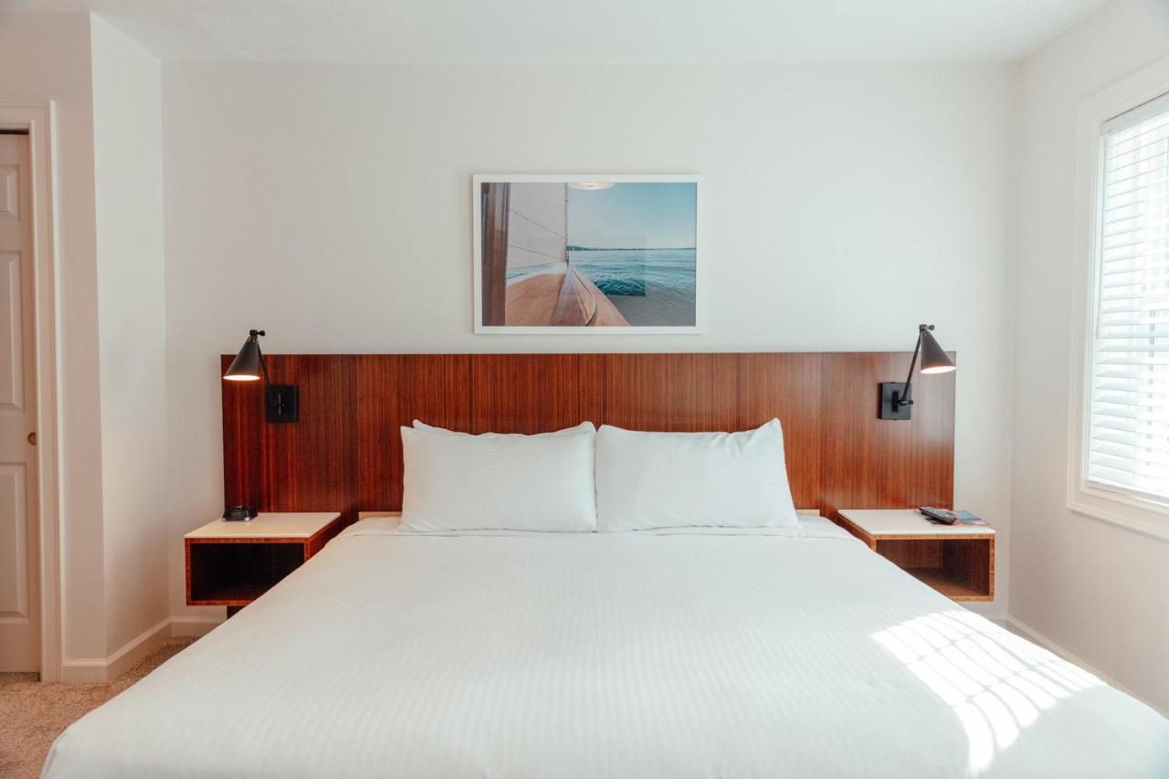 | Skaneateles Suites Boutique Hotel