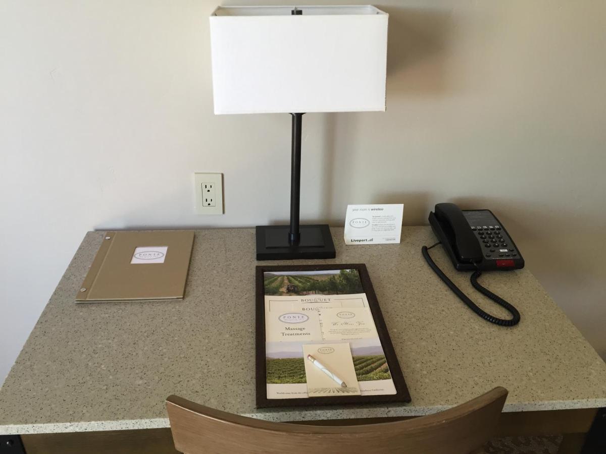 King Suite at Ponte Vineyard Inn