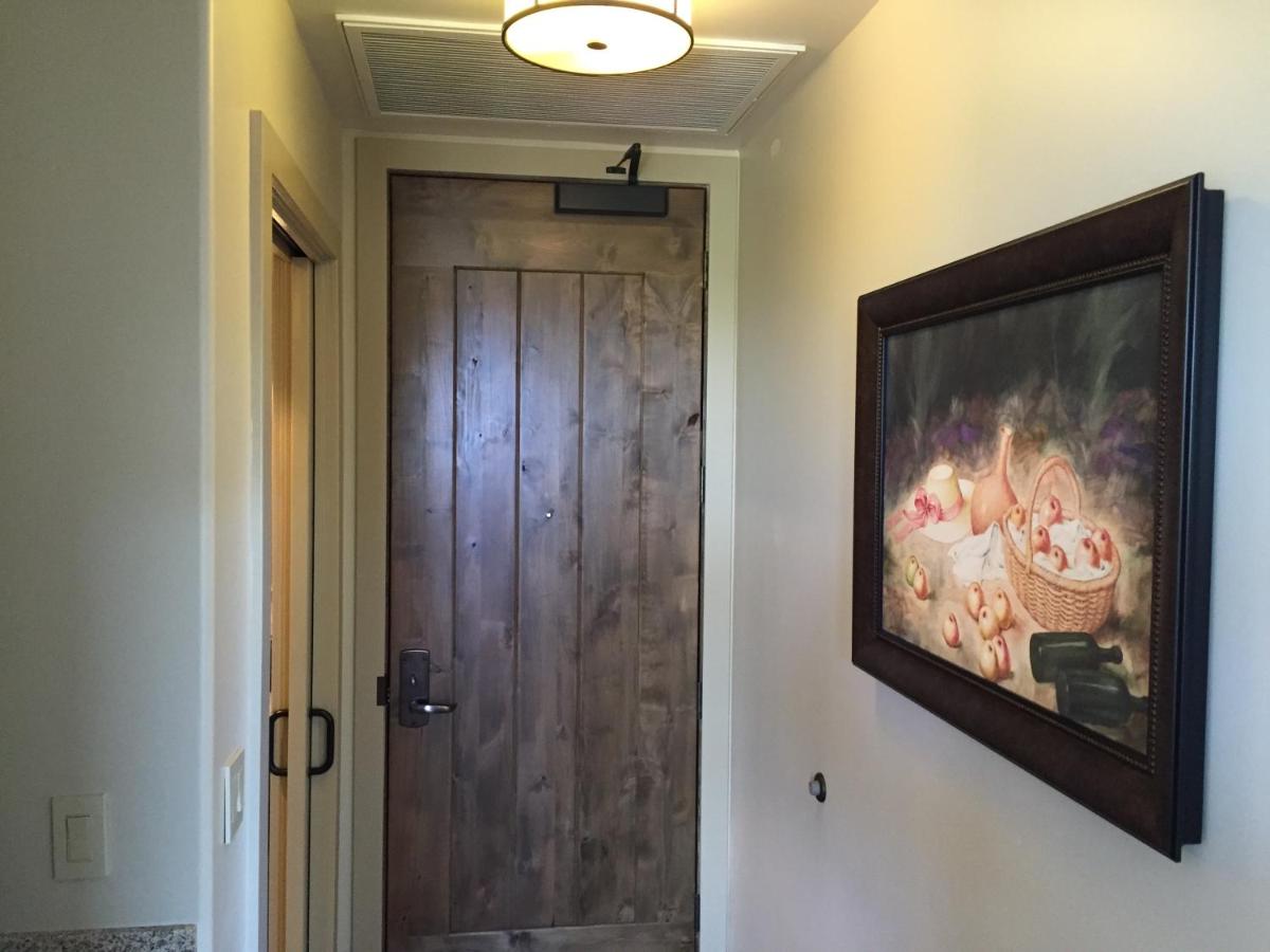 Standard Single Room at Ponte Vineyard Inn