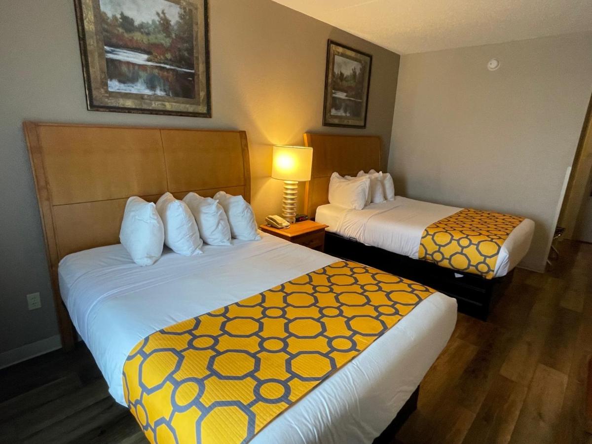 Queen Room with Two Queen Beds - Pet Friendly/Non-Smoking at Baymont by Wyndham West Plains