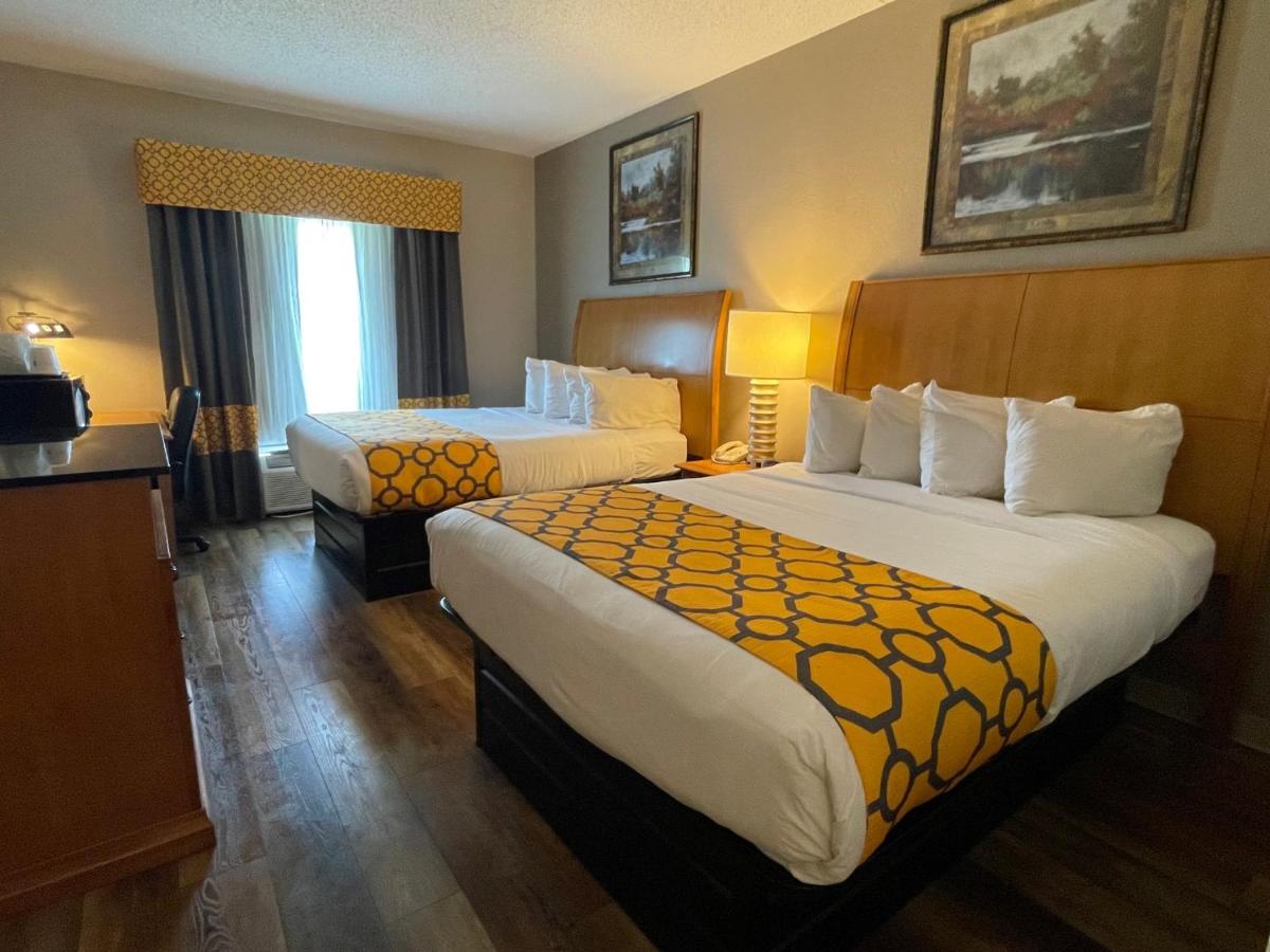 Queen Room with Two Queen Beds - Pet Friendly/Non-Smoking at Baymont by Wyndham West Plains